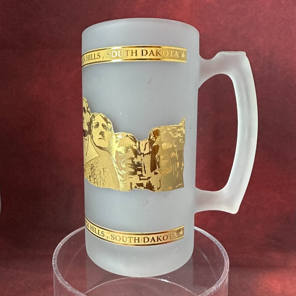 Vtg Mount Rushmore Black Hills South Dakota Large Frosted Glass w Gold Mug Stein